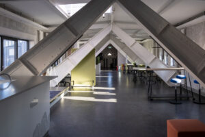 OPTIMAL SYSTEMS Hannover: Moderne Arbeitsumgebung auf 2 Etagen 3 Optimal Systems 2220